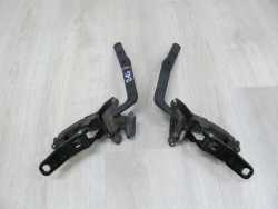 VOLVO V70 XC70 99- ZAWIASY KLAPY BAGAZNIKA 8643158 8643157
