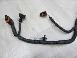 VOLVO S60 V70 2.4 D5 WIAZKA INSTALACJA SILNIKA 30712090