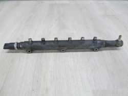 VOLVO S60 V70 S80 XC 2.4 D5 LISTWA WTRYSKOWA CZUJNIK 0445215010 0281002527