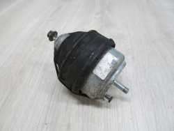 VOLVO S60 V70 S80 XC 2.4 D5 LAPA PODUSZKA SILNIKA