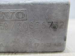 VOLVO S60 V70 S80 XC 2.4 D5 AMORTYZATOR TLUMIK DRGAN SILNIKA 30645159 30636732