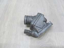 VOLVO S60 S80 V70 XC 2.4 D5 00- OBUDOWA TERMOSTATU 30650022