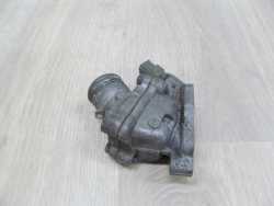 VOLVO S60 S80 V70 XC 2.4 D5 00- OBUDOWA TERMOSTATU 30650022