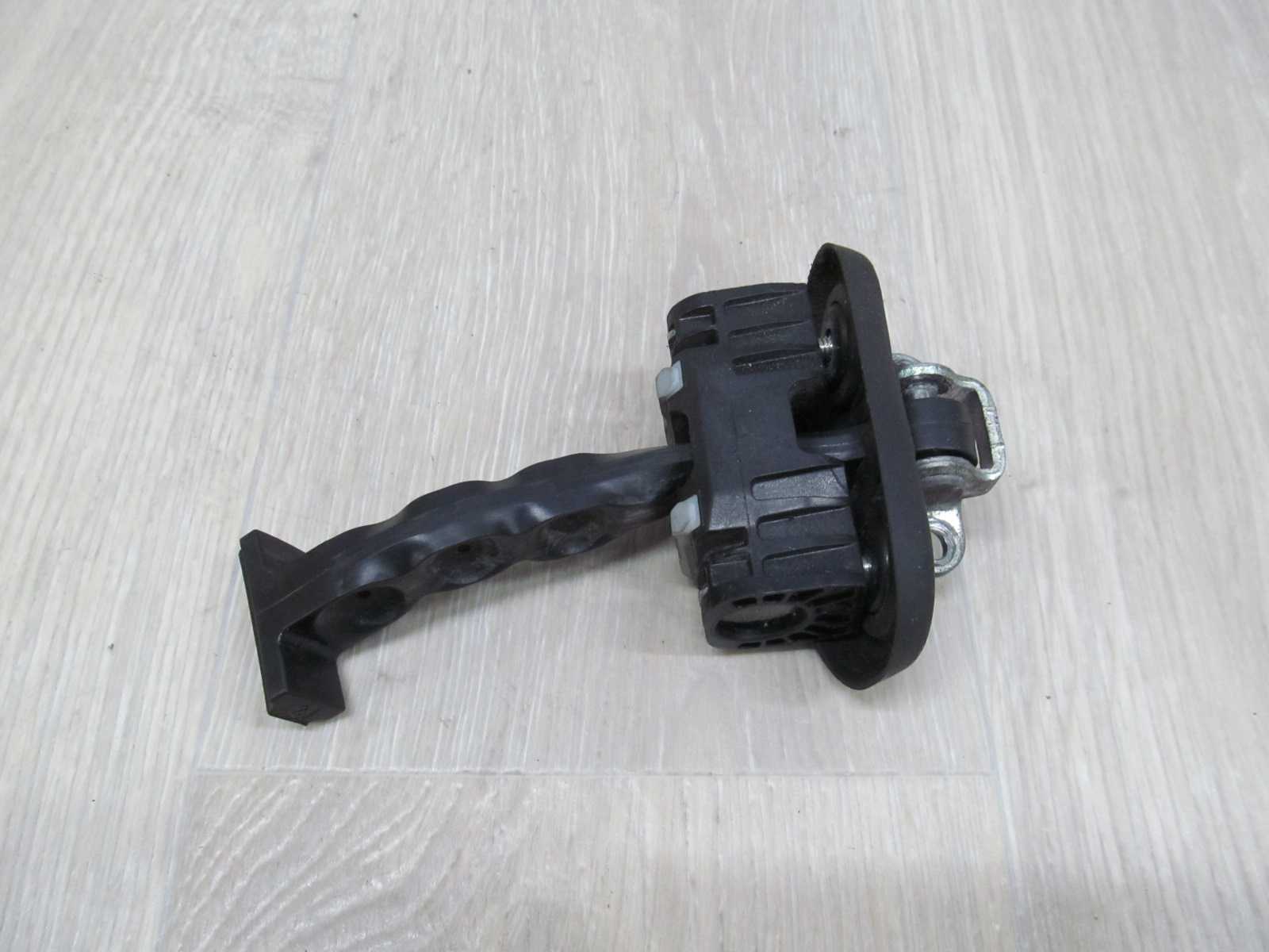 DUCATO BOXER JUMPER 06-14 OGRANICZNIK DRZWI PRZOD PRAWY