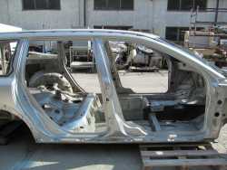 VOLVO V70 XC70 PROG SLUPEK PRAWY CWIARTKA 99-07