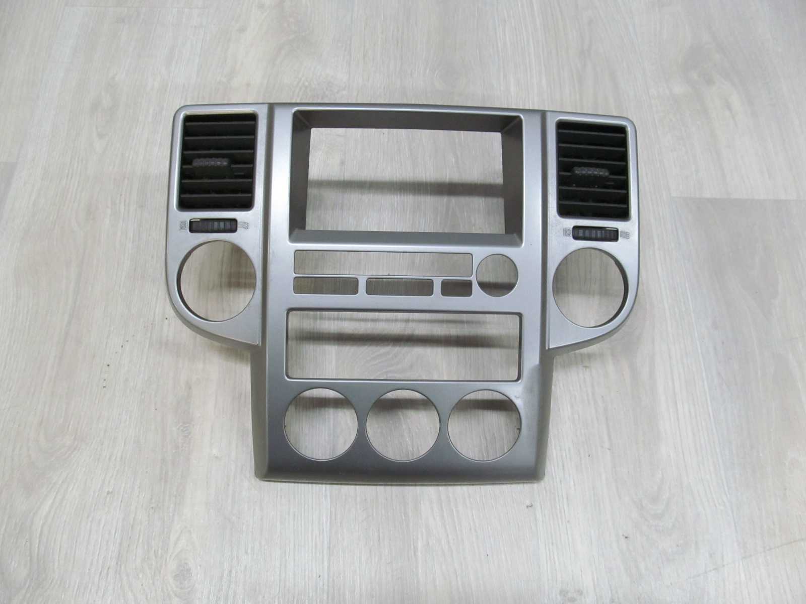 NISSAN X-TRAIL T30 RAMKA KONSOLI KRATKA NAWIEWU 68260-EQ000 01-07