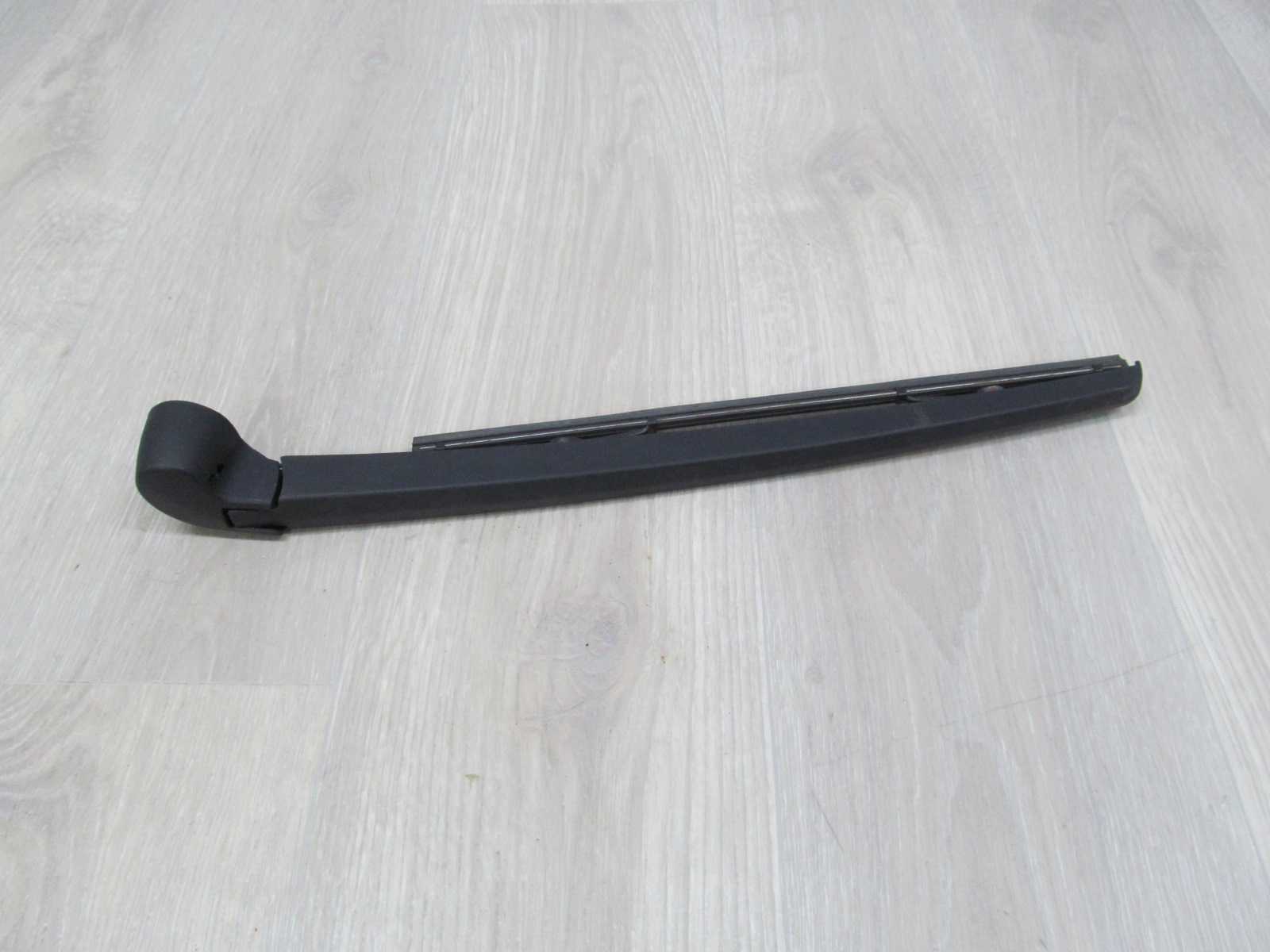AUDI A3 8P RAMIE WYCIERACZKI KLAPY BAGAZNIKA TYL