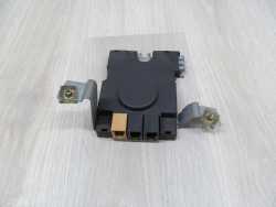 AUDI A3 8P WZMACNIACZ ANTENOWY ANTENY 8P3035225