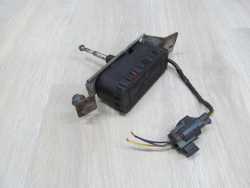 VOLVO S60 V70 S80 XC 00-07 SILNICZEK SILNIK WYCIERACZKI LAMPY PRAWY 0390206218 8620960