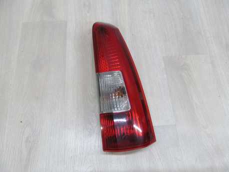 VOLVO V70 XC70 LAMPA TYL PRAWY GORNA 99-04 EU 9154494