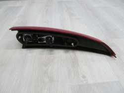 VOLVO V70 XC70 LAMPA TYL PRAWY GORNA 99-04 EU 9154494