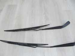 VOLVO S60 V70 XC70 RAMIE RAMIONA WYCIERACZEK PRZOD EU 8624466 8624269 99-10