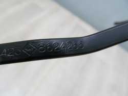 VOLVO S60 V70 XC70 RAMIE RAMIONA WYCIERACZEK PRZOD EU 8624466 8624269 99-10