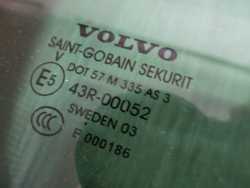 VOLVO V70 XC II SZYBA TYL LEWA KAROSERYJNA ANTENA 43R-00052 99-07