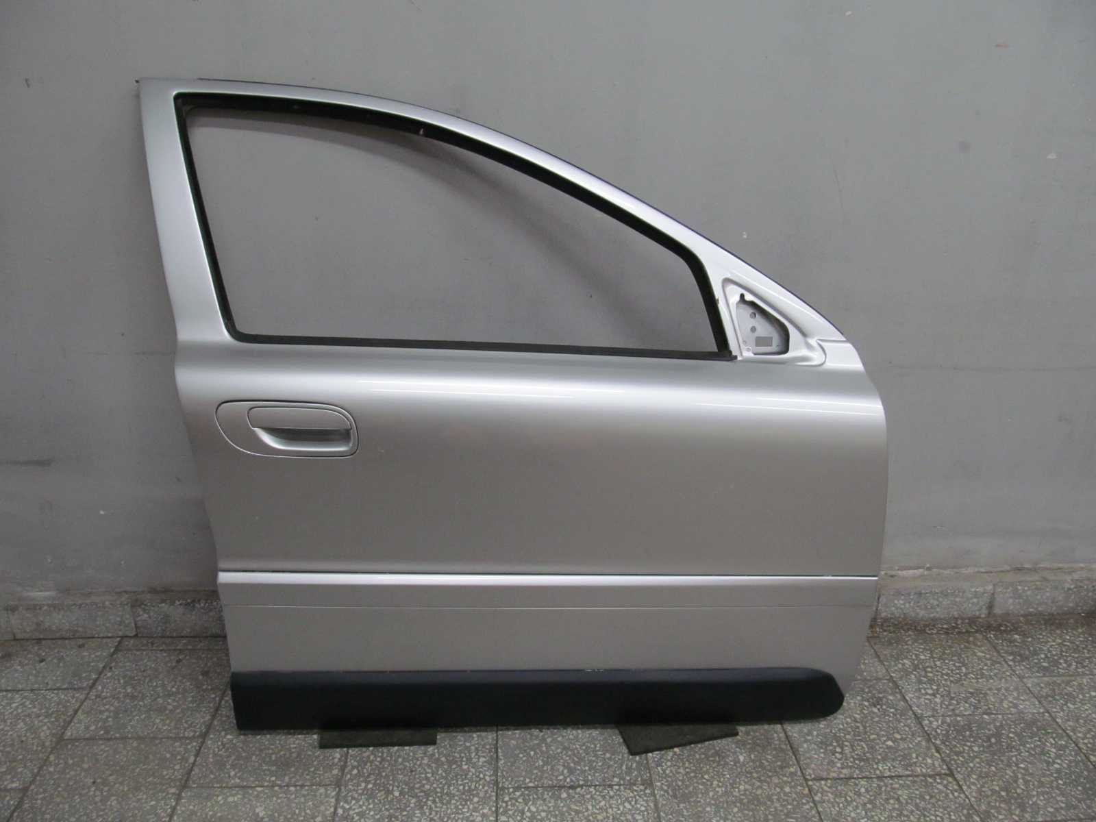VOLVO XC70 XC CROSS COUNTRY 99-07 DRZWI PRZOD PRAWY 426-26