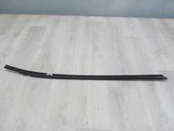 VOLVO V70 XC70 LISTWA DACHOWA DACHU PRZOD PRAWY 39992711 426-26 99-07