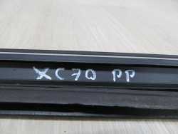 VOLVO V70 XC70 LISTWA DACHOWA DACHU PRZOD PRAWY 39992711 426-26 99-07