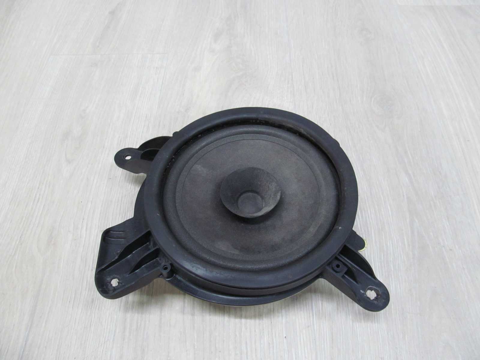 VOLVO S60 V70 XC70 S80 GLOSNIK DRZWI PRZOD TYL 8673729