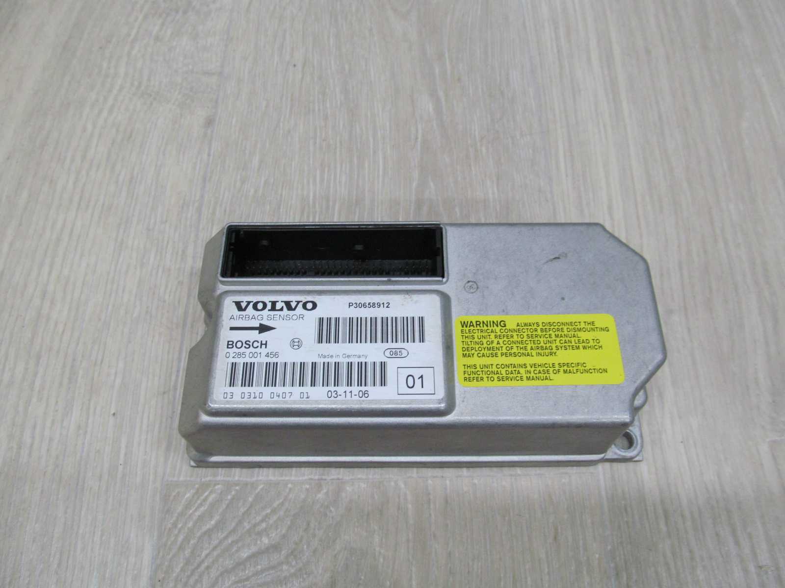 VOLVO S60 V70 XC70 S80 MODUL SENSOR AIRBAG 0285001456 30658912