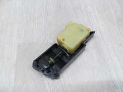 VOLVO S60 V70 S80 XC90 ZAMEK SILOWNIK KLAPKI PALIWA 9483311 00-14