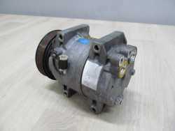 VOLVO S60 V70 XC 2.4 D5 SPREZARKA KLIMATYZACJI 8708581