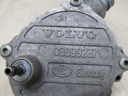 VOLVO S60 V70 S80 2.4 D5 POMPA PODCISNIENIA VACUM 08699237