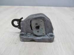 VOLVO S60 V70 S80 XC 2.4 D5 LAPA PODUSZKA SILNIKA 30776354