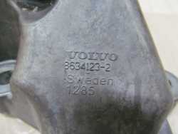 VOLVO S60 V70 S80 XC 2.4 D5 LAPA PODUSZKA SILNIKA 86341232 30680751