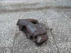 VOLVO S60 V70 XC 00- 2.4 D5 ZACISK HAMULCOWY PRZOD LEWY