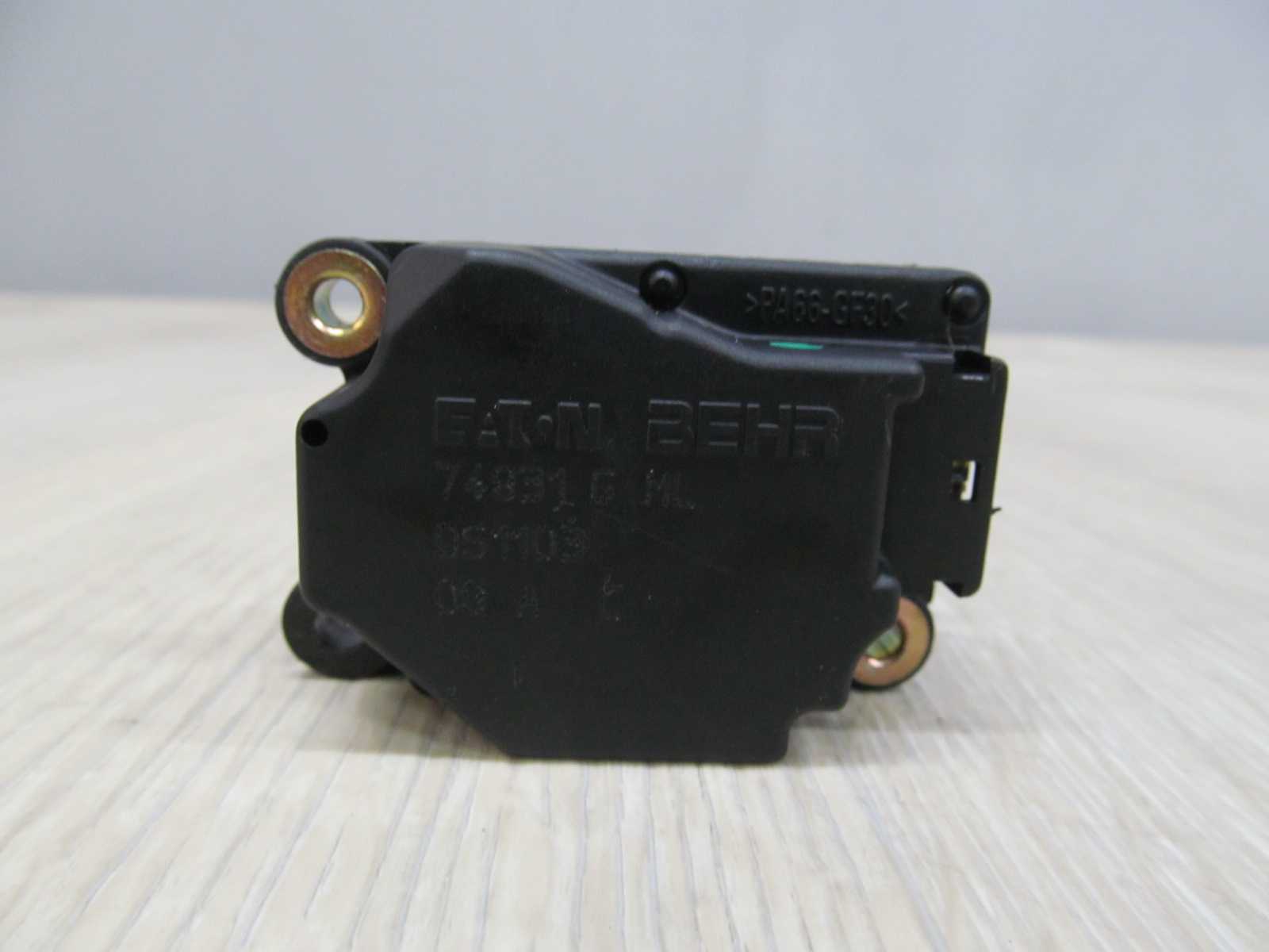 VOLVO S60 V70 XC70  SILNICZEK NAGRZEWNICY 74931G 99-07