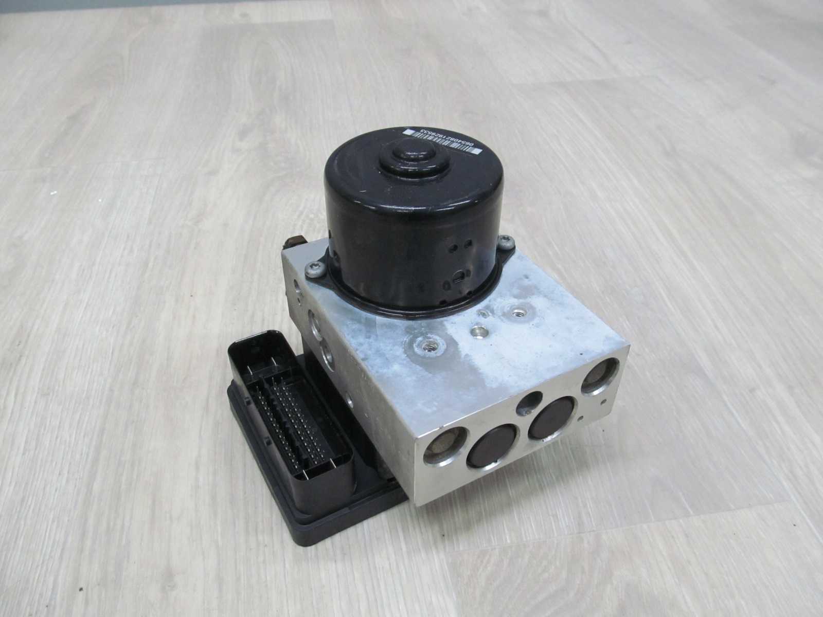 VOLVO S60 V70 XC POMPA HAMULCOWA ABS P08671225 8671224