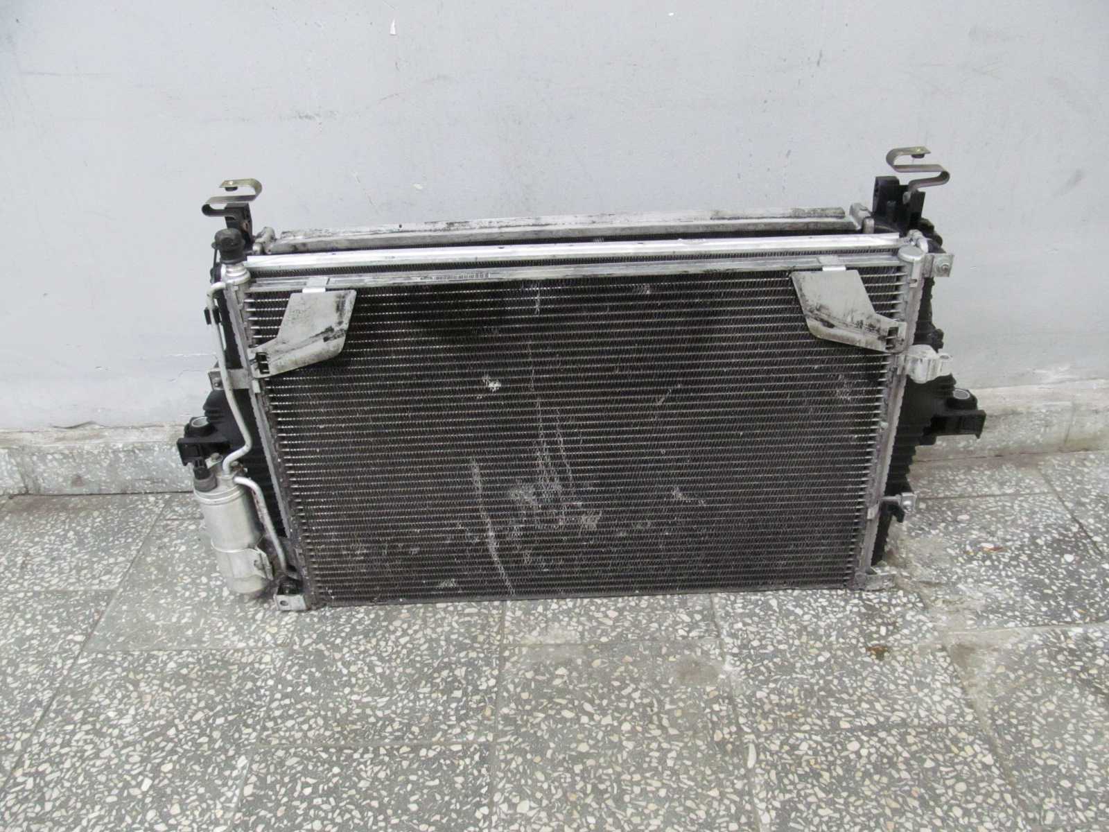 VOLVO S60 V70 XC 2.4 D5 AUT CHLODNICE WENTYLATOR 30676414 00-07