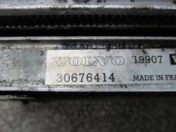 VOLVO S60 V70 XC 2.4 D5 AUT CHLODNICE WENTYLATOR 30676414 00-07