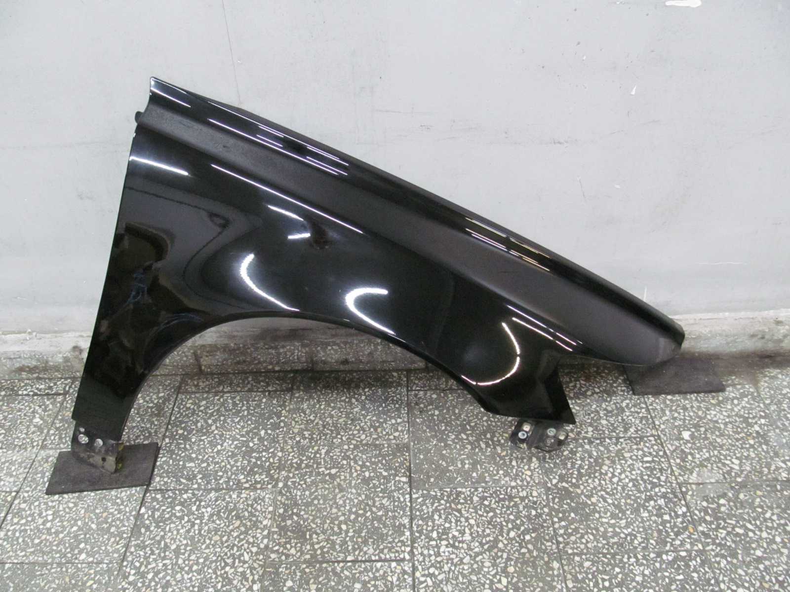 VOLVO S40 V50 04-12 BLOTNIK PRZOD PRAWY 019-26
