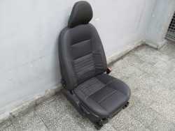 VOLVO V50 04-12 FOTEL PASAZERA PRZOD PRAWY