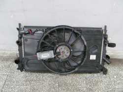 VOLVO C30 S40 V50 C70 1.6 2.0 D CHLODNICE WENTYLATORY 3M5H-8005-TL 04-13