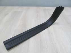 VOLVO S40 V50 LISTWA PROGOWA OSLONA PROGU PRZOD LEWA 8641784 04-12
