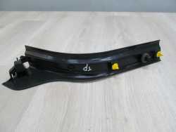 VOLVO S40 V50 LISTWA PROGOWA OSLONA PROGU TYL PRAWA 8641787 04-12