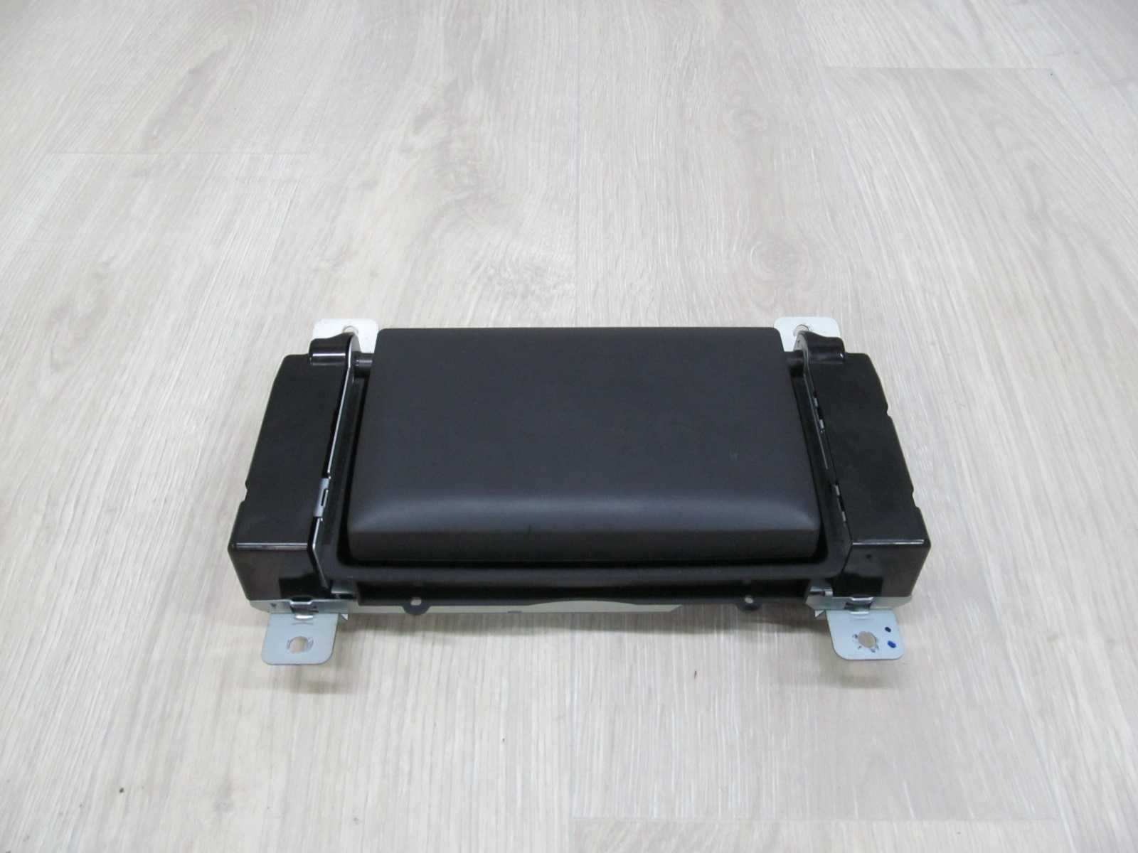 VOLVO S40 V50 WYSWIETLACZ NAWIGACJI RTI 8651196-1