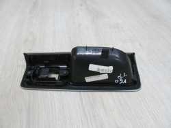 VOLVO V50 04-12 UCHWYT RACZKA DRZWI TYL PRAWY  8663819
