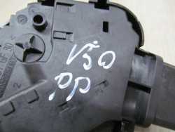VOLVO S40 V50 04-12 ZAMEK DRZWI PRZOD PRAWY 30699793