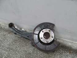 VOLVO C30 S40 V50 06-13 PIASTA ZWROTNICA WAHACZ TYL LEWY 30736776