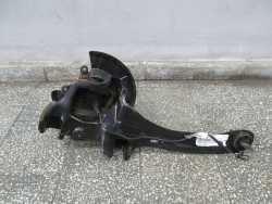 VOLVO C30 S40 V50 06-13 PIASTA ZWROTNICA WAHACZ TYL LEWY 30736776