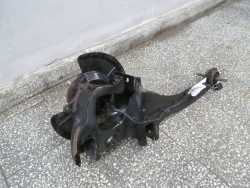VOLVO C30 S40 V50 06-13 PIASTA ZWROTNICA WAHACZ TYL LEWY 30736776