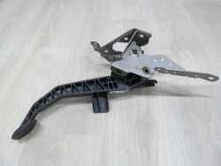 VOLVO C30 S40 V50 C70 2.0 D 04-12 PEDAL SPRZEGLA 4N51-7B633-EH 30723570