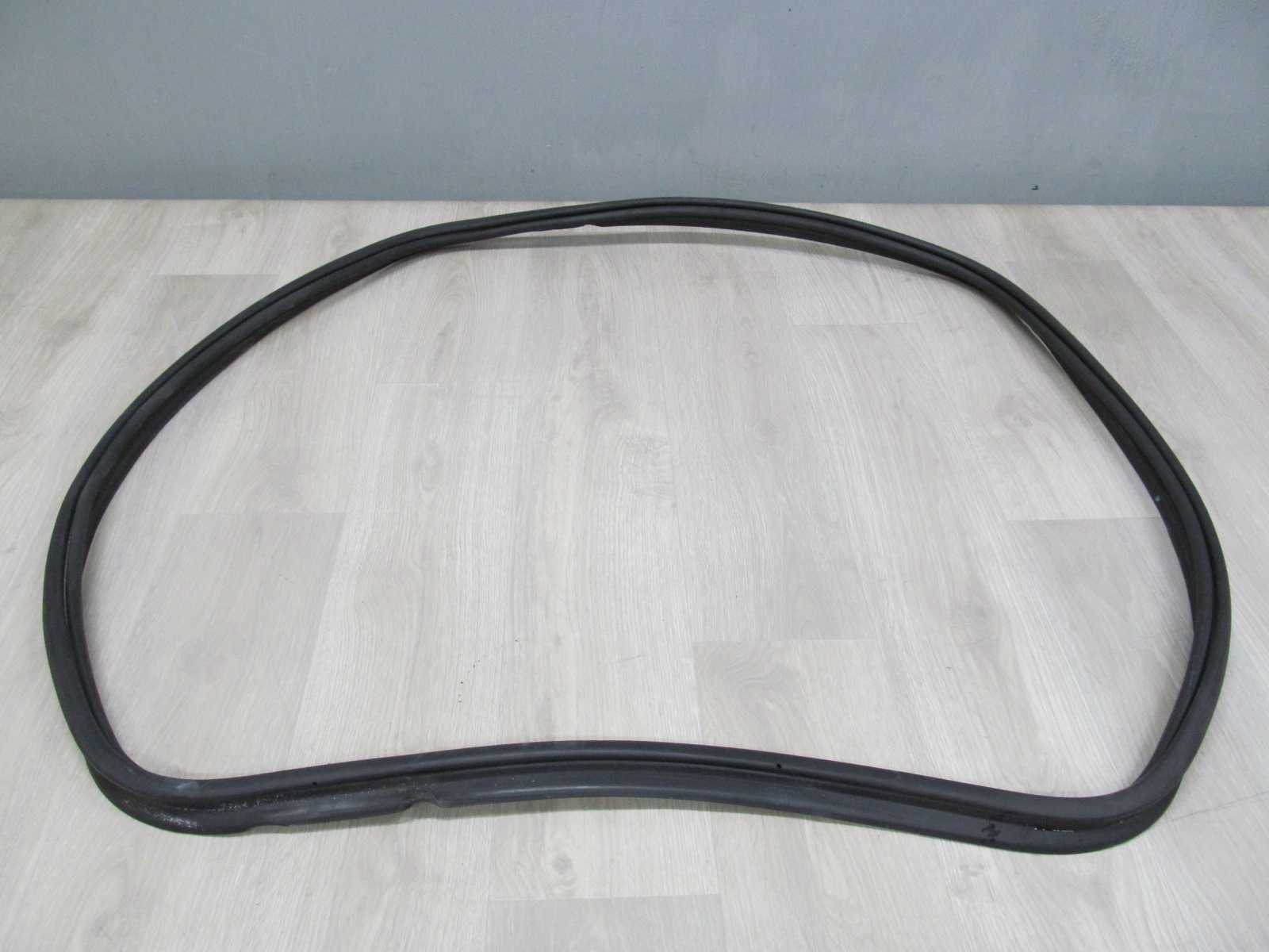 VOLVO V50 04-12 USZCZELKA KLAPY BAGAZNIKA