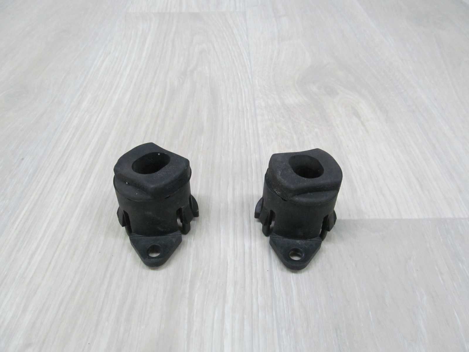VOLVO S40 V50 04-12 UCHWYT MOCOWANIE CHLODNICY 30639749