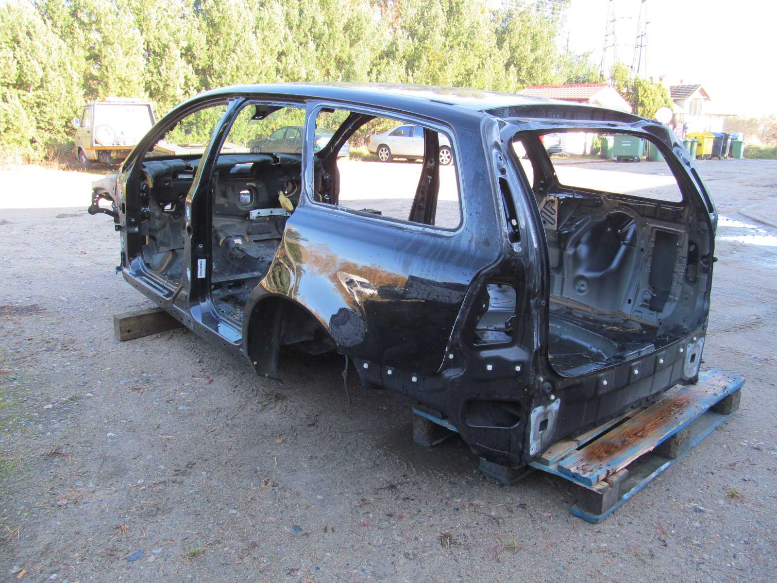 VOLVO V50 04-13 BLOTNIK SLUPEK TYL LEWY 019-26