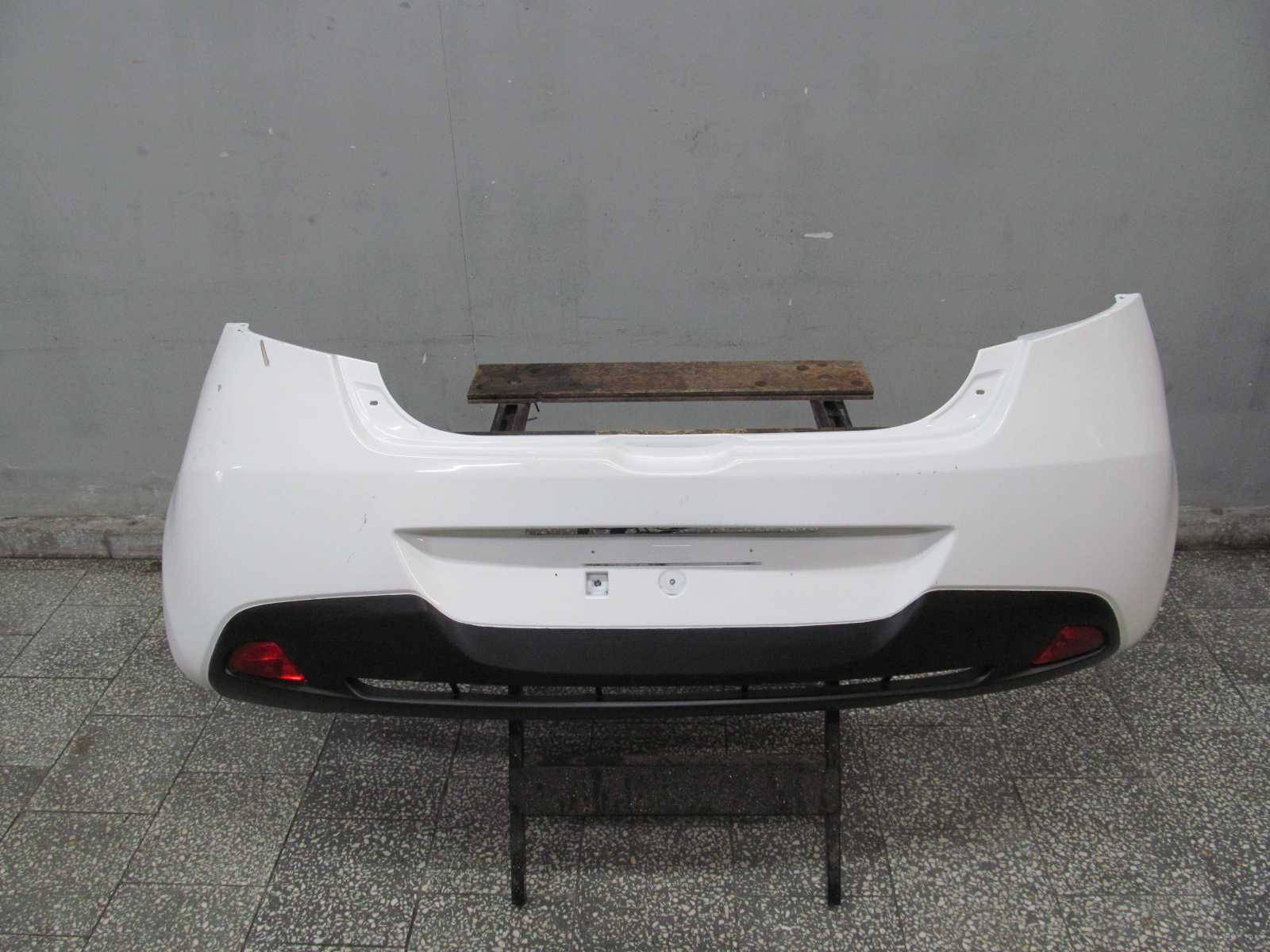 MAZDA 2 II SPORT DE ZDERZAK TYL TYLNY D651-50221 08-14