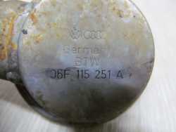 AUDI SEAT SKODA 2.0 TFSI SMOK OLEJU 06F115251A